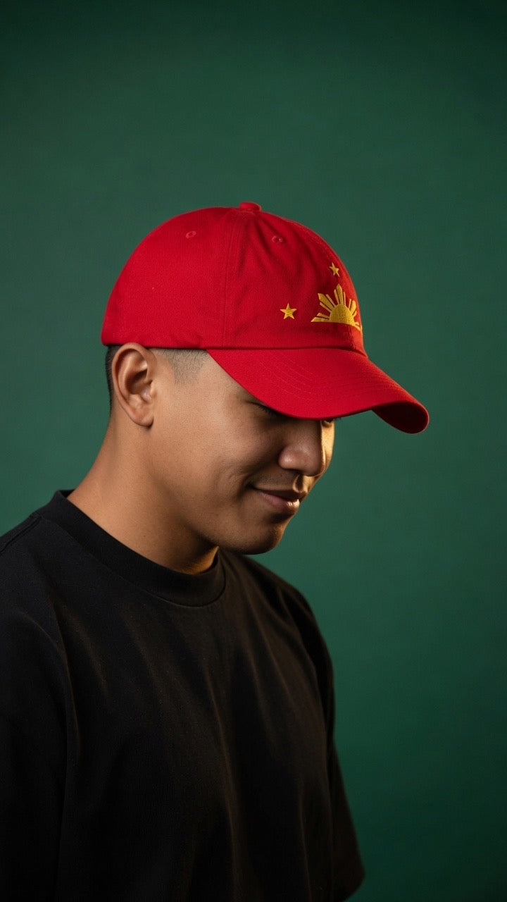 SOLEIL & TROIS ÉTOILES sur casquette rouge